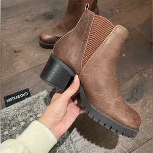 Brown MIA Fall Booty Size 6